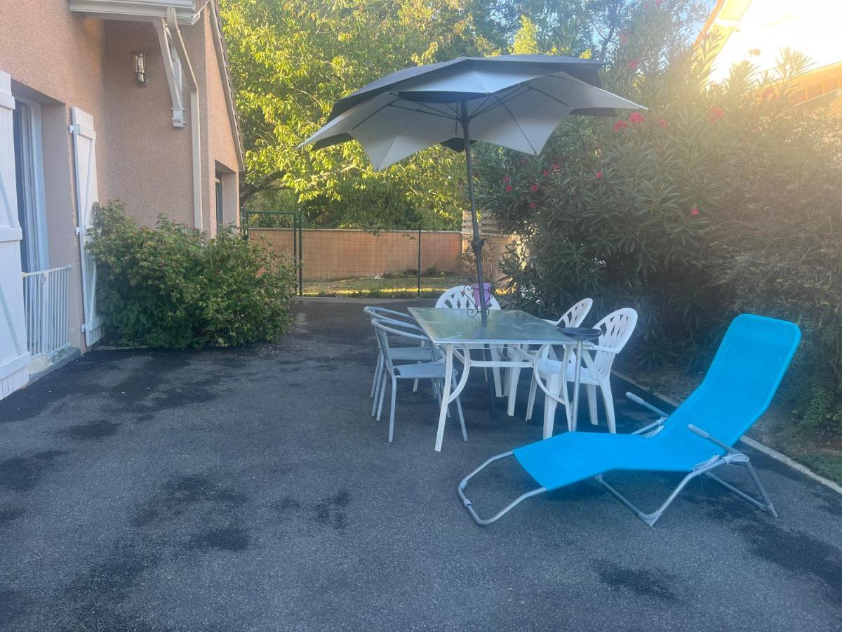Ello Happiness Home Place To Be In Pau Buitenkant foto
