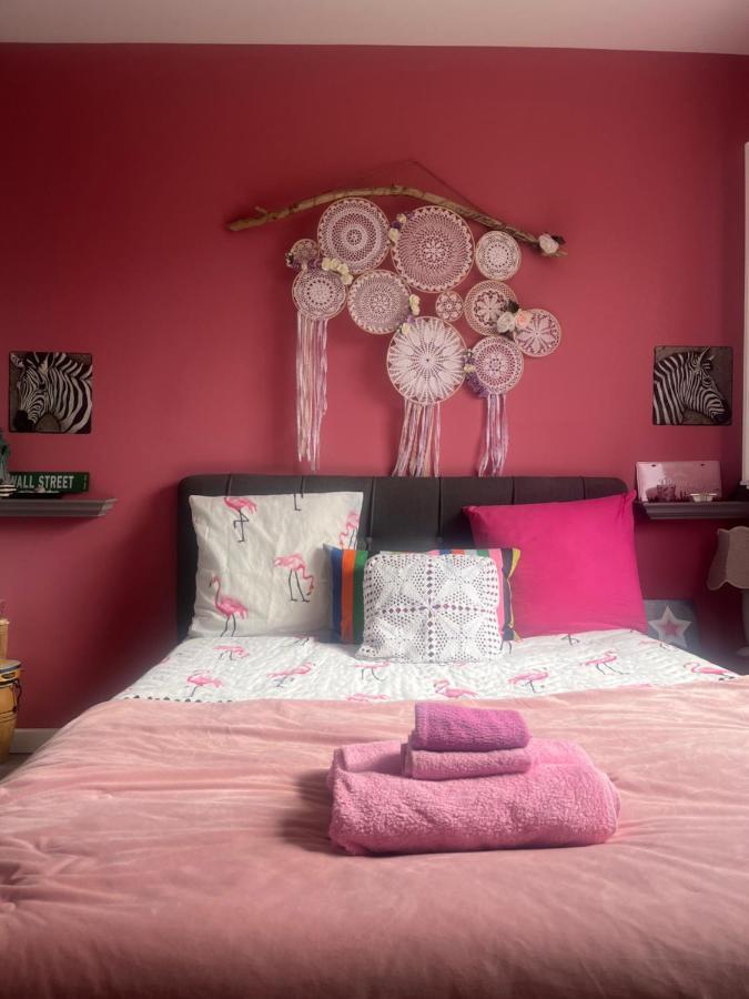 Ello Happiness Home Place To Be In Pau Buitenkant foto