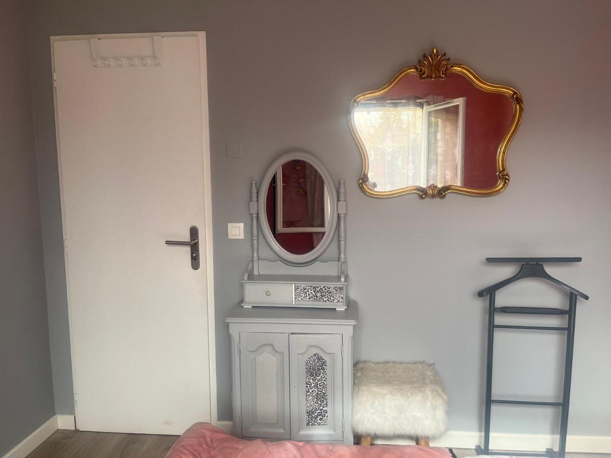 Ello Happiness Home Place To Be In Pau Buitenkant foto